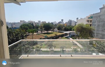 Swimming Pool in 3 BHK Builder Floor at Sector 51 – for Rent