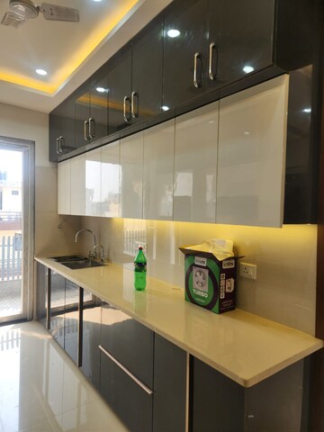 Kitchen in 3 BHK Builder Floor at Ardee City, Sector 52 – for Rent