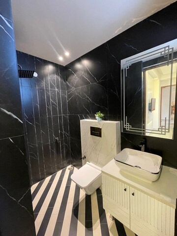 Team Area in 3 BHK Apartment at Andheri East – for Rent