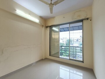 Room in 1 BHK Apartment at Seawoods – for Sale