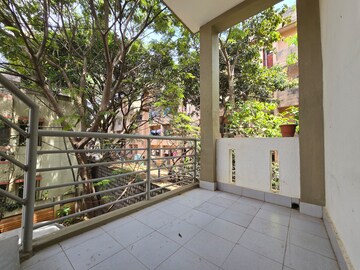Balcony in 1 BHK Apartment at Indiranagar – for Rent