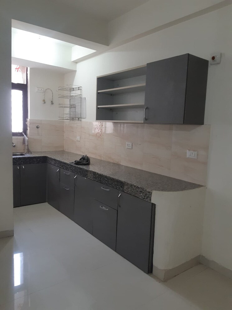 Kitchen, sector 85 3 Bedroom 150 Sq.Yd. Builder Floor In Sector 85 Faridabad 8290438