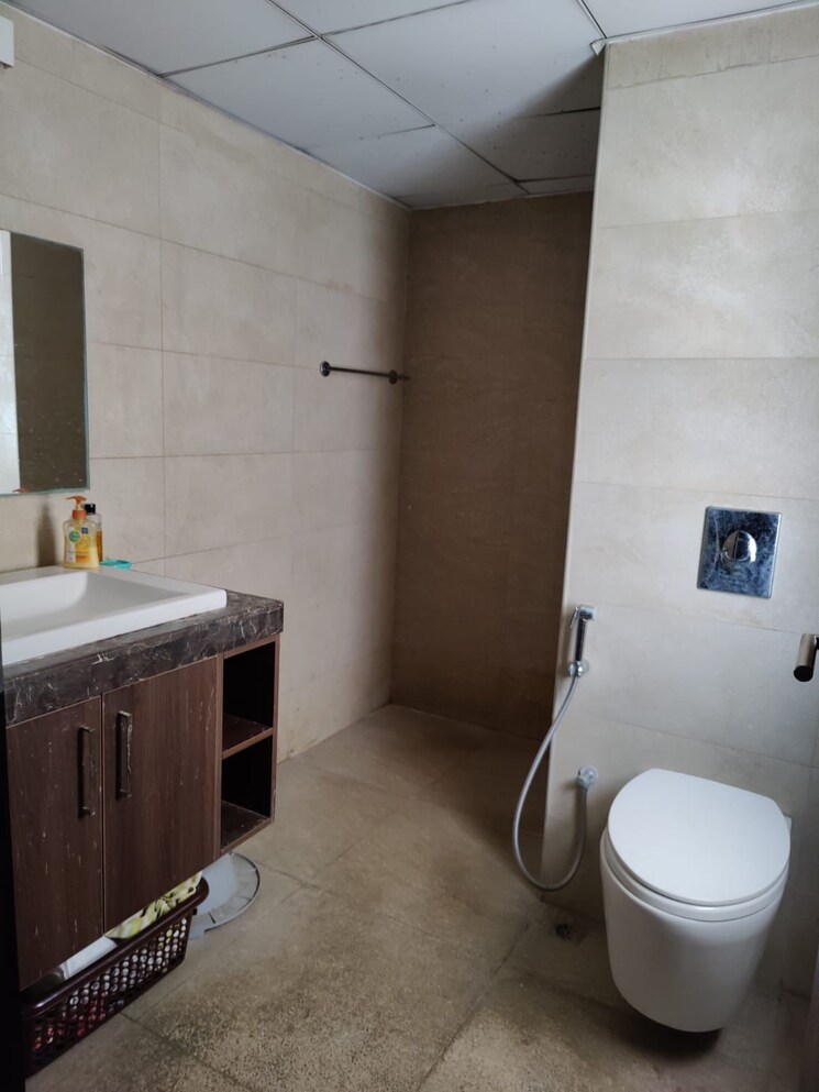 Bathroom, mahindra-windchimes 3 Bedroom 2370 Sq.Ft. Apartment In Bannerghatta Road Bangalore 8290432