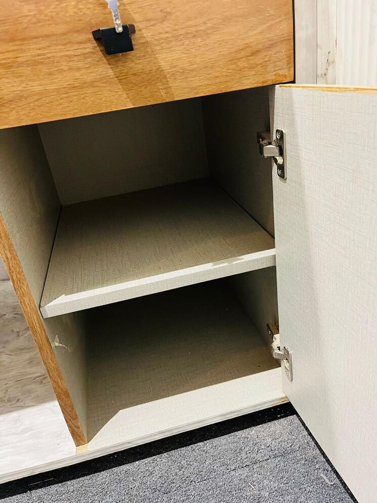 undefined, sg highway Commercial Office Space 3370 Sq.Ft. In Sg Highway Ahmedabad 8290479