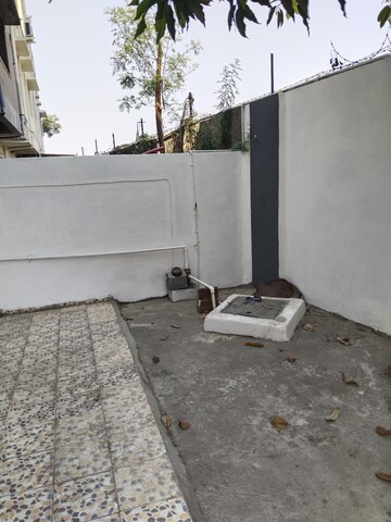 Bathroom in 4 BHK Independent House at Wathoda – for Rent