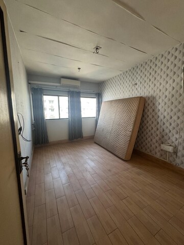 Room in 3 BHK Apartment at Jupiter Apartment Cuffe Parade, Cuffe Parade – for Sale