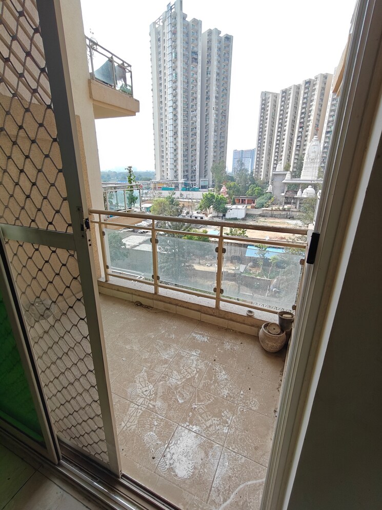 Balcony, gaur-saundaryam 4 Bedroom 2590 Sq.Ft. Apartment In Tech Zone 4 Greater Noida Greater Noida 8290895