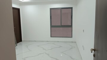 Room in 4 BHK Apartment at DSR The Classe, Narsingi – for Rent