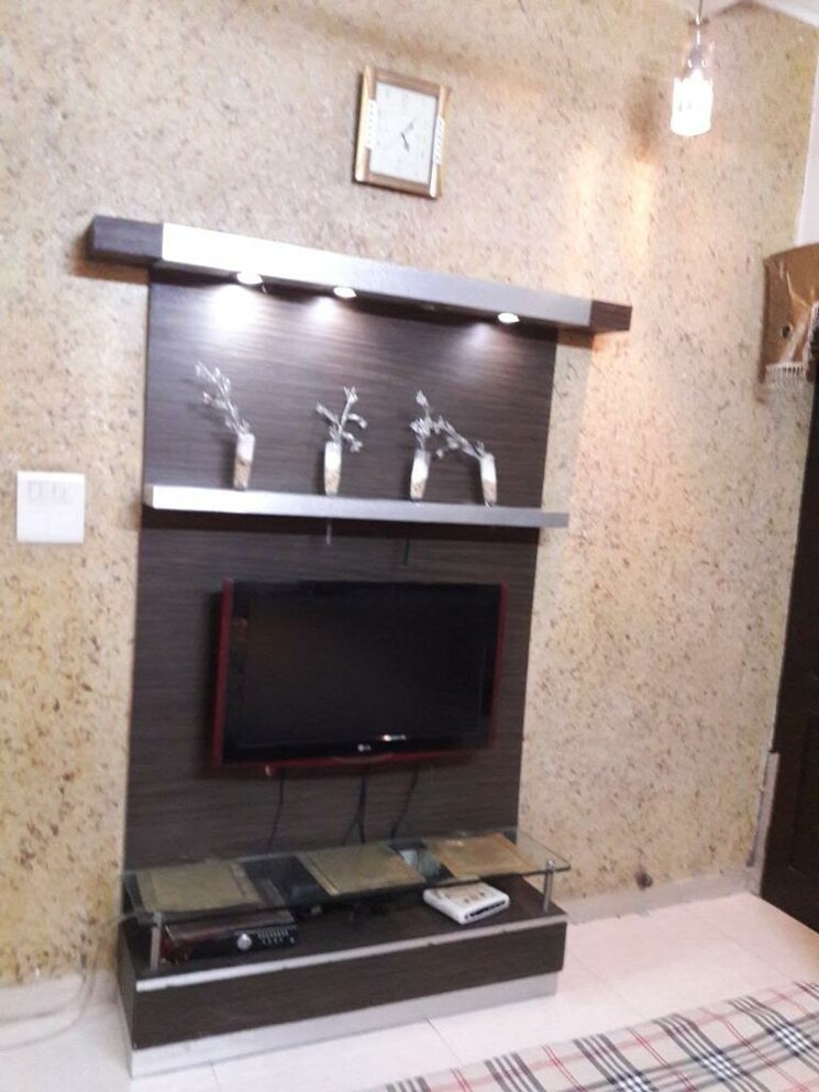 Kitchen, new model town 4 Bedroom 220 Sq.Yd. Independent House In New Model Town Ludhiana 8290900