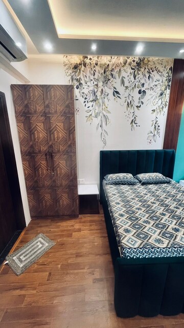 Bedroom in 3 BHK Builder Floor at BPTP The Pedestal, Sector 70a – for Rent