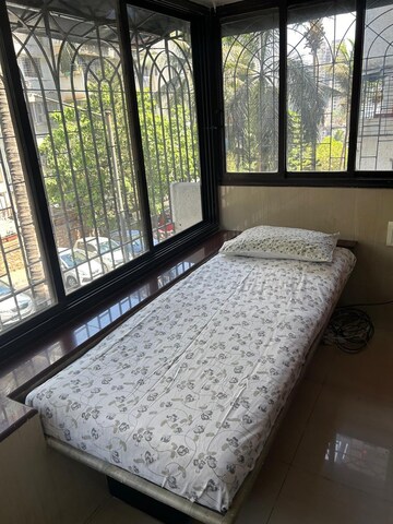 2 BHK Apartment For Rent in Bharat Arize, Goregaon West