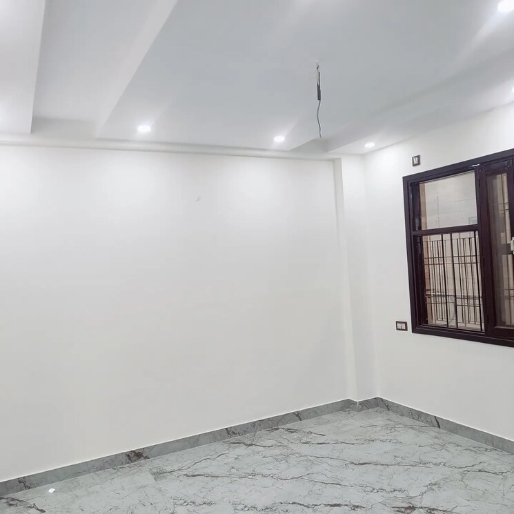 Room, burari 2 Bedroom 50 Sq.Yd. Builder Floor In Burari Delhi 8290917