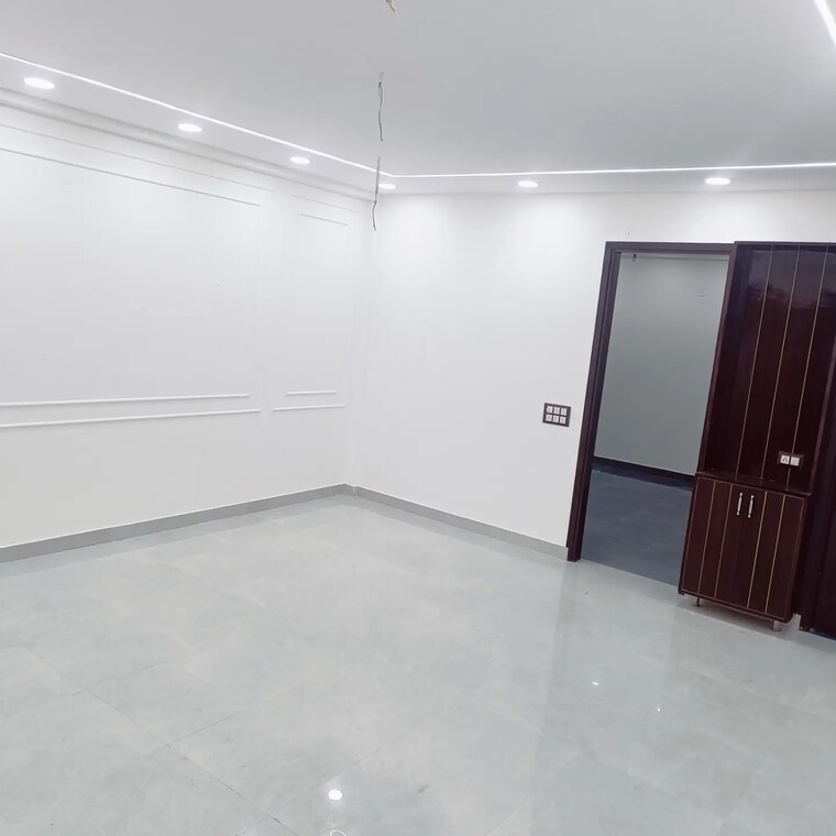 Room, burari 2 Bedroom 50 Sq.Yd. Builder Floor In Burari Delhi 8290917