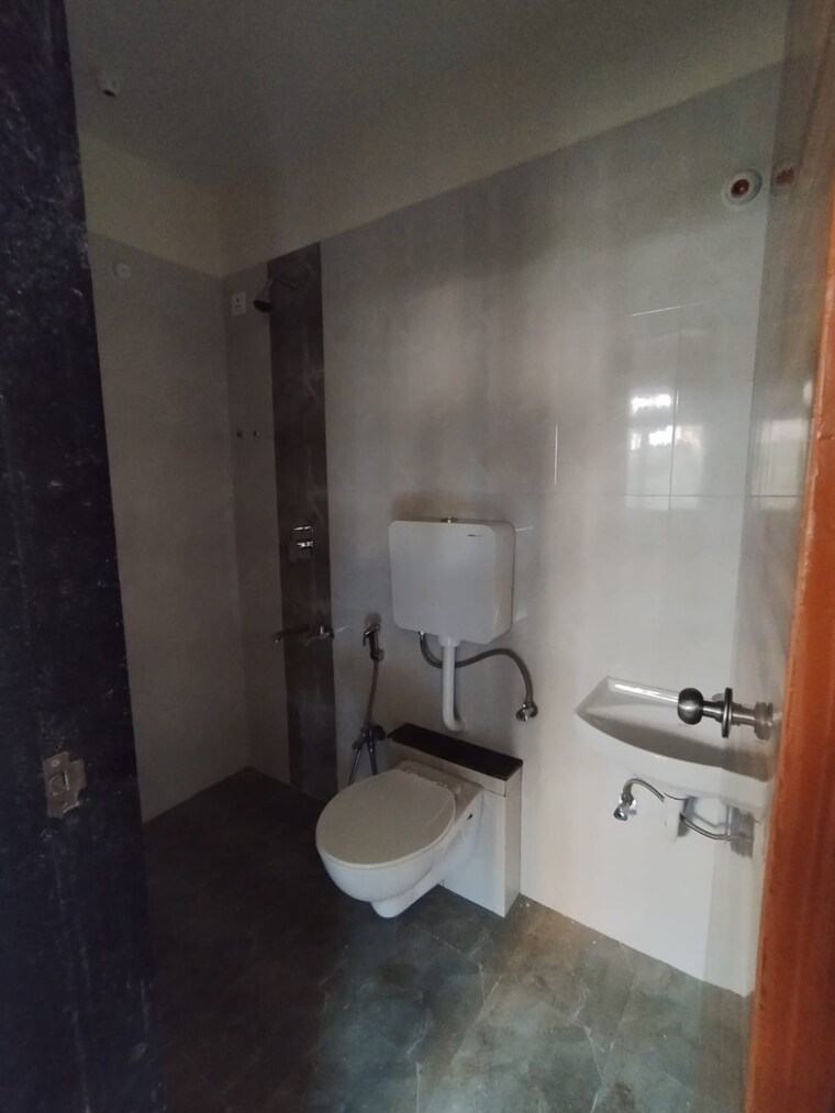 Bathroom, k-m-horizon-palms-2 1 Bedroom 450 Sq.Ft. Apartment In Owale Thane 8290929