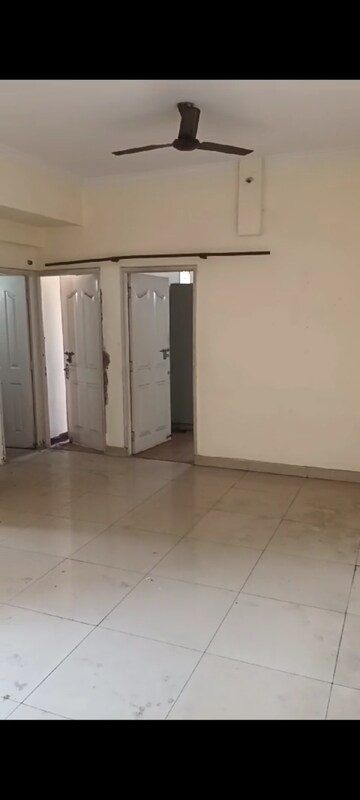 3 BHK Apartment For Rent in Shipra Suncity Vaibhav Khand Ghaziabad  8291006