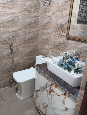 Bathroom in 4 BHK Builder Floor at Unitech Woodstock Floors, Sector 50 – for Rent