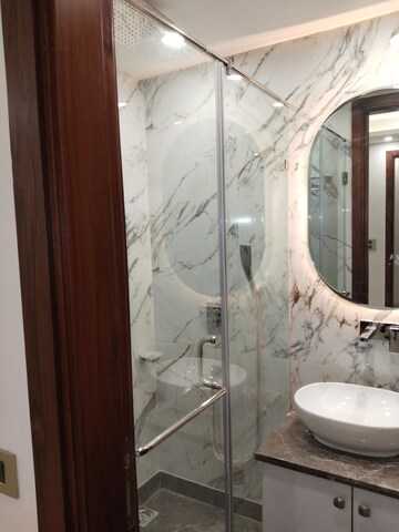 Bathroom in 2 BHK Builder Floor at Lajpat Nagar 4 – for Rent