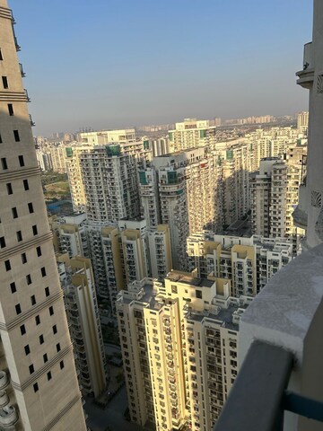 Master Plan in 3 BHK Apartment at Aims Golf Avenue I, Sector 75 – for Rent
