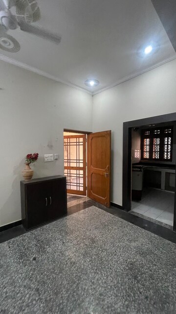 Living Room in 6+ BHK Independent House at Gomti Nagar – for Rent