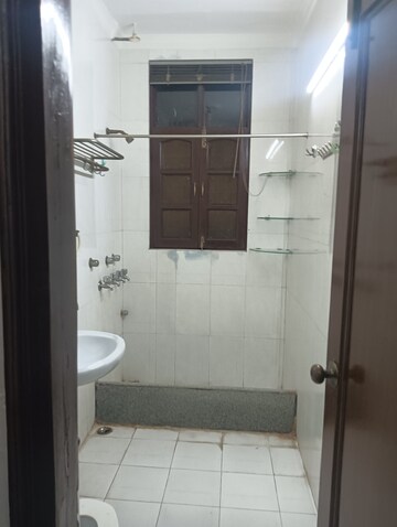 Bathroom in 1.5 BHK Builder Floor at Lajpat Nagar I – for Rent