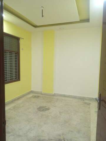 Room in 2 BHK Builder Floor at Shastri Nagar – for Rent