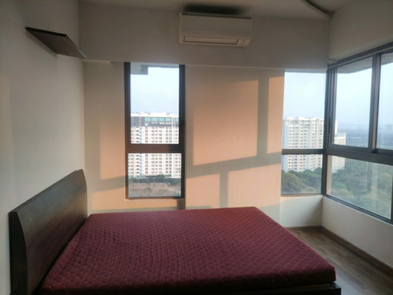 2 BHK 900 Sq.Ft. Apartment in The Wadhwa The Address