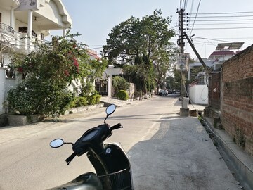  Plot – Exterior View View at Gomti Nagar - for Sale