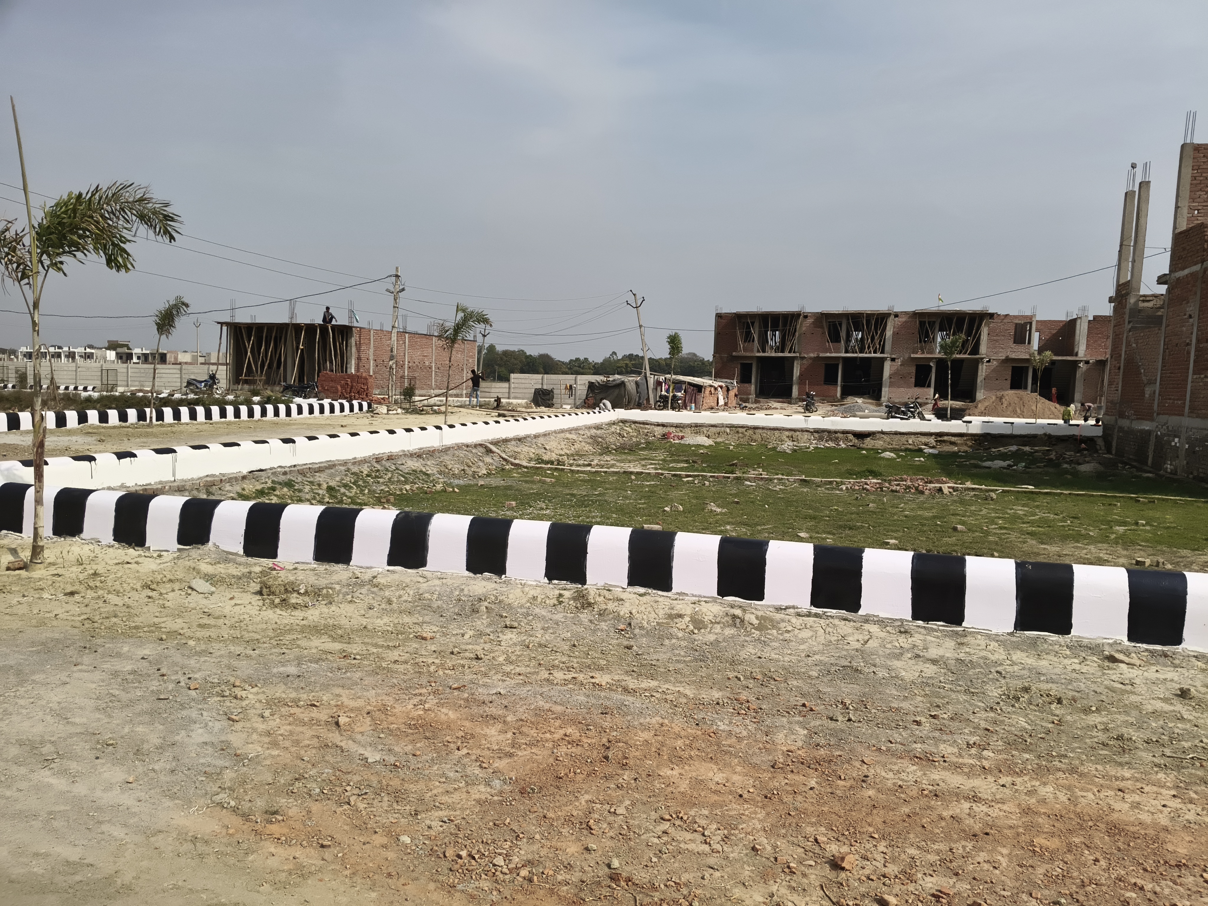 Plot For Sale in Sharda Enclave Bijnaur ro