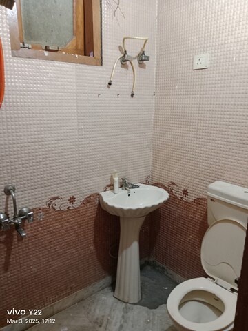 Bathroom in 2 BHK Independent House at Laxmi Nagar – for Rent