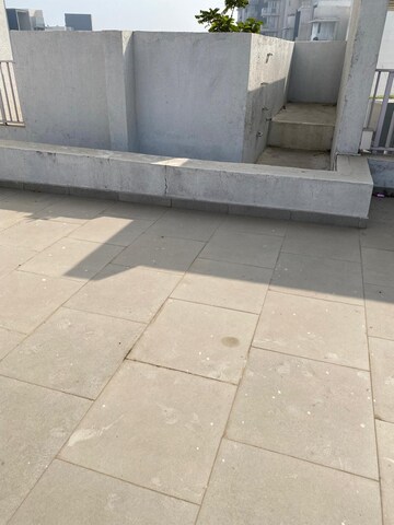Balcony in 3.5 BHK Apartment at Ireo Victory Valley, Sector 67 – for Sale