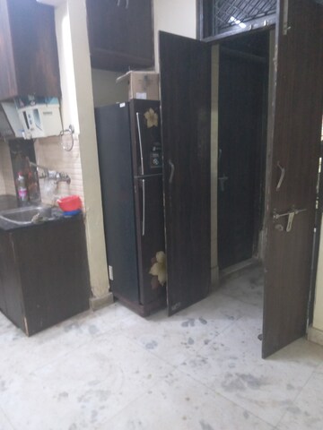 Furnished Amenities in 1.5 BHK Builder Floor at Shastri Nagar – for Rent