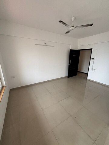 Room in 2 BHK Apartment at Gulmohar Primrose, Wagholi – for Sale