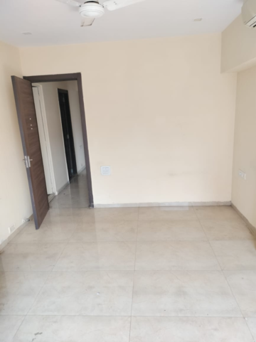 Room in 1 BHK Apartment at Riddhi Gardens CHS, Riddhi Gardens – for Rent