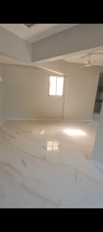 Room in 2 BHK Apartment at Hill Garden, Manpada – for Rent