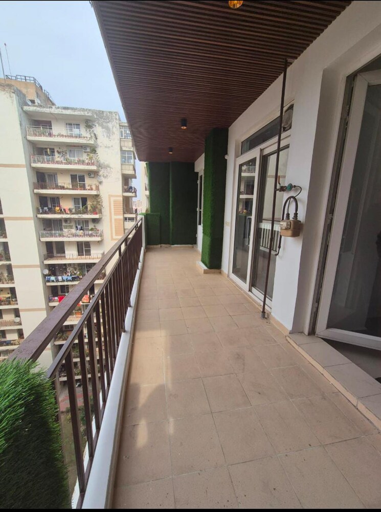 Balcony, green-valley-heights 2 Bedroom 1285 Sq.Ft. Apartment In Dhakoli Village Zirakpur 8291212