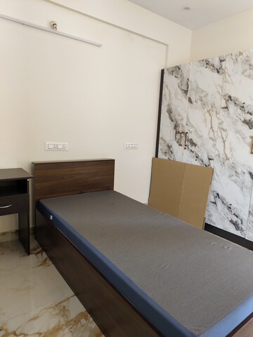 Bedroom in 1 RK Apartment at Halasuru – for Rent
