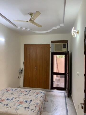 Bedroom in 2 BHK Builder Floor at Palam Vihar Residents Association, Palam Vihar – for Rent