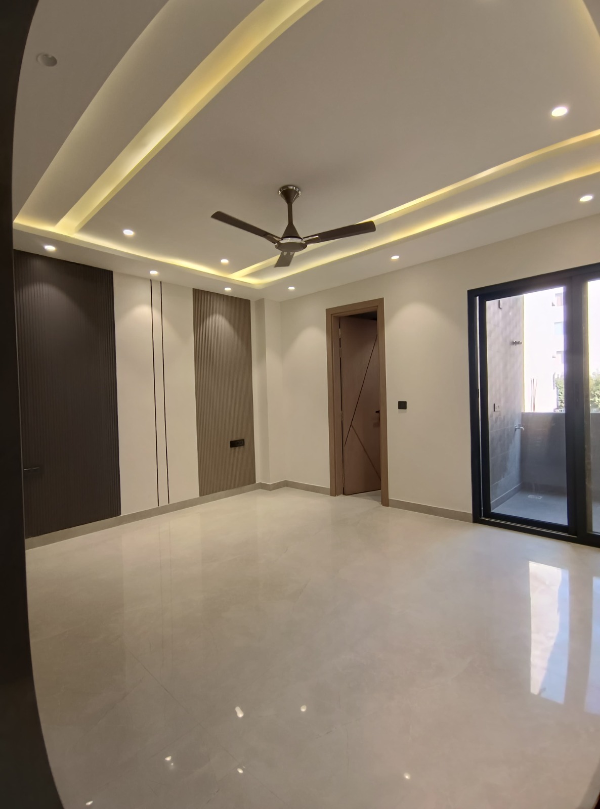 3 BHK + Servant Room Apartment For Sale in Bestech Park View Spa