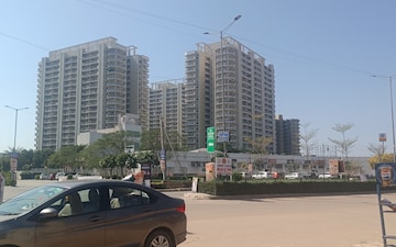 Plot For Sale in Essar Homes, Sainik Colony