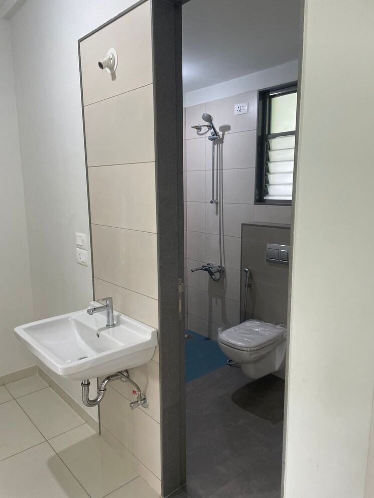 Bathroom, kj-tower 3 Bedroom 1208 Sq.Ft. Apartment In Warje Pune 8291253