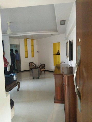 Building Lobby in 3 BHK Apartment at Dheeraj Valley, Goregaon East – for Sale