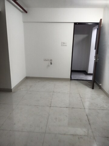 Room in 2 BHK Apartment at Hiranimanthan Shree Ganesh Krupa CHS, Kurla East – for Rent