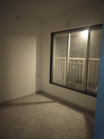 Room in 2 BHK Apartment at Hiranimanthan Shree Ganesh Krupa CHS, Kurla East – for Rent