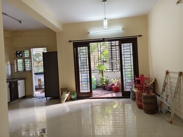 Living Room in 3 BHK Apartment at Halasuru – for Rent