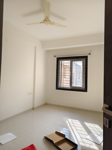Room in 2 BHK Apartment at Halasuru – for Rent