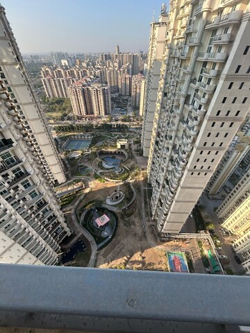 3 BHK Apartment For Rent in Mahagun Mezzaria, Sector 78
