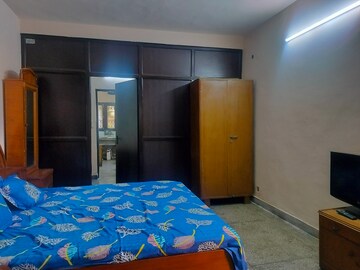 Bedroom in 1 RK Apartment at Sarita Vihar – for Rent