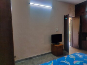 Room in 1 RK Apartment at Sarita Vihar – for Rent