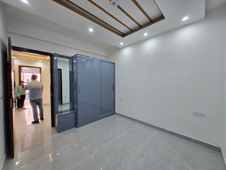 Room, sector 20 3 Bedroom 1400 Sq.Ft. Apartment In Sector 20 Panchkula 8291580