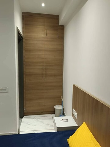 Bathroom in 1 BHK Builder Floor at DLF Star Mall, Sector 30 – for Rent